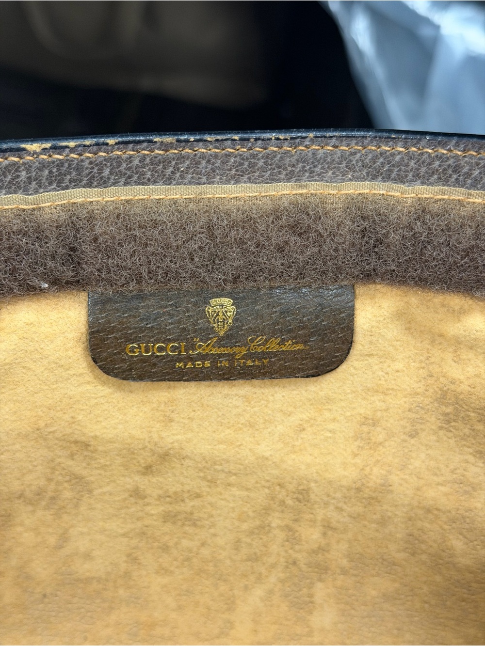 ❌SOLD❌ Vintage Gucci GG Supreme Sherry Line Clutch (Accessory Collection) - Picture 8 of 9
